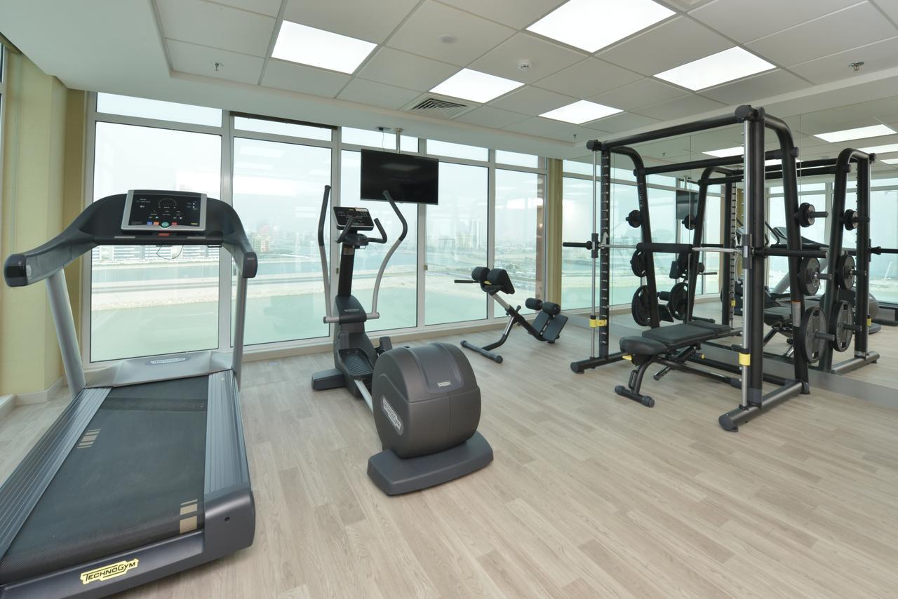 Ramada By Wyndham Manama City Centre Esterno foto