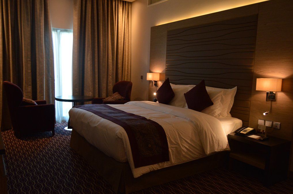 Ramada By Wyndham Manama City Centre Esterno foto